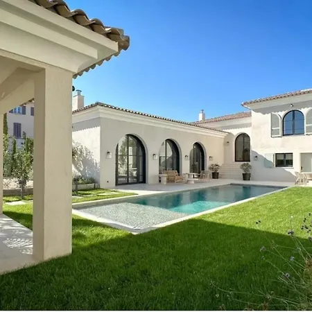 Meado Villa *